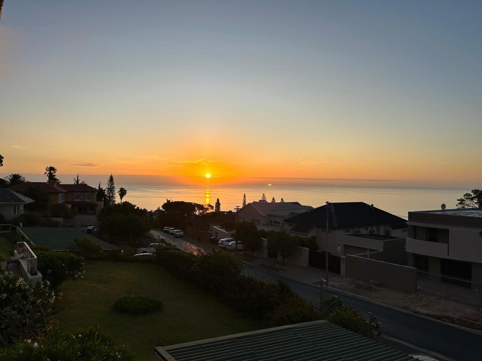 Seaview 10 Monte Carlo Camps Bay Apartment